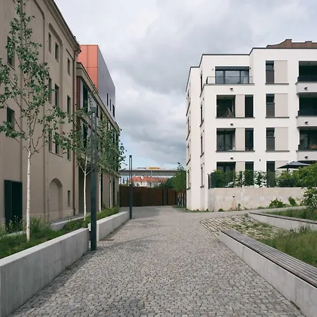 Loft With Patio & Parking - Nusle Brewery *