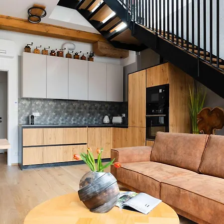 Loft With Patio & Parking - Nusle Brewery 布拉格